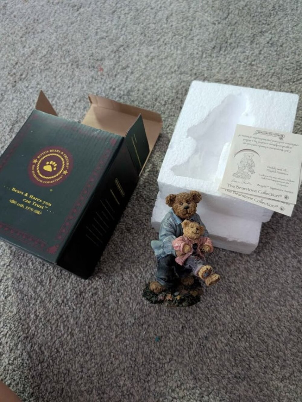 Boyds bears and friends statue figurine